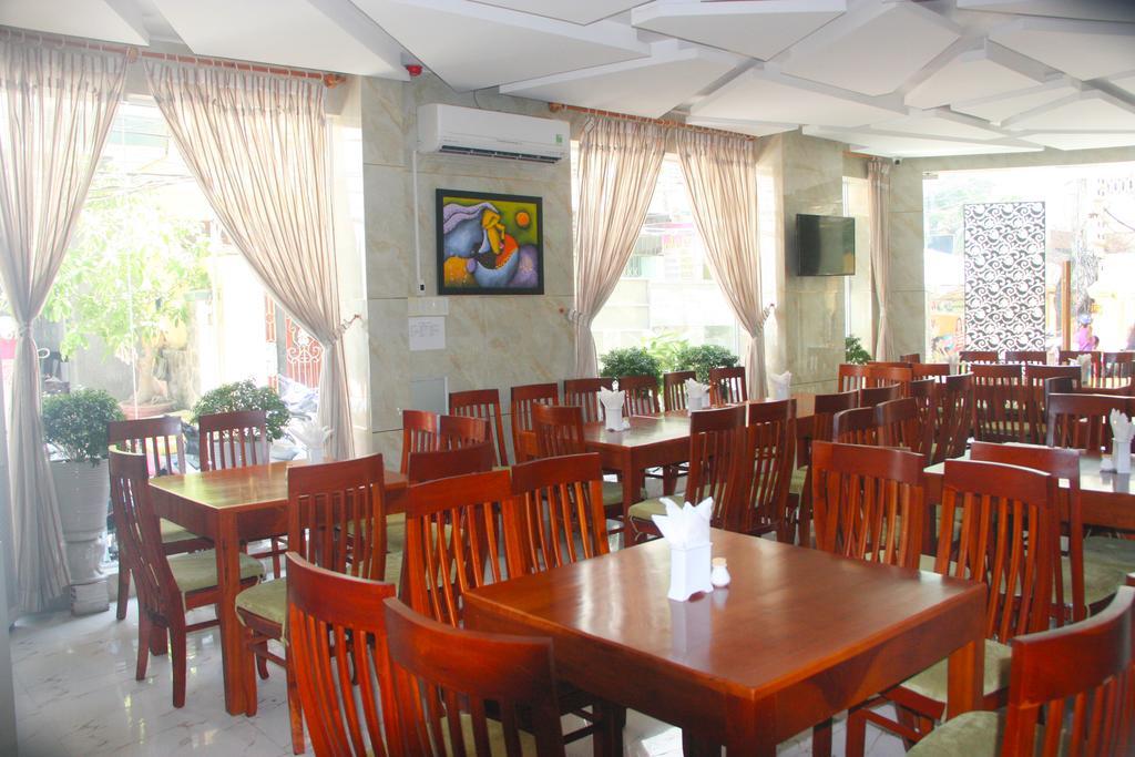 Art Deluxe Hotel Nha Trang Buitenkant foto