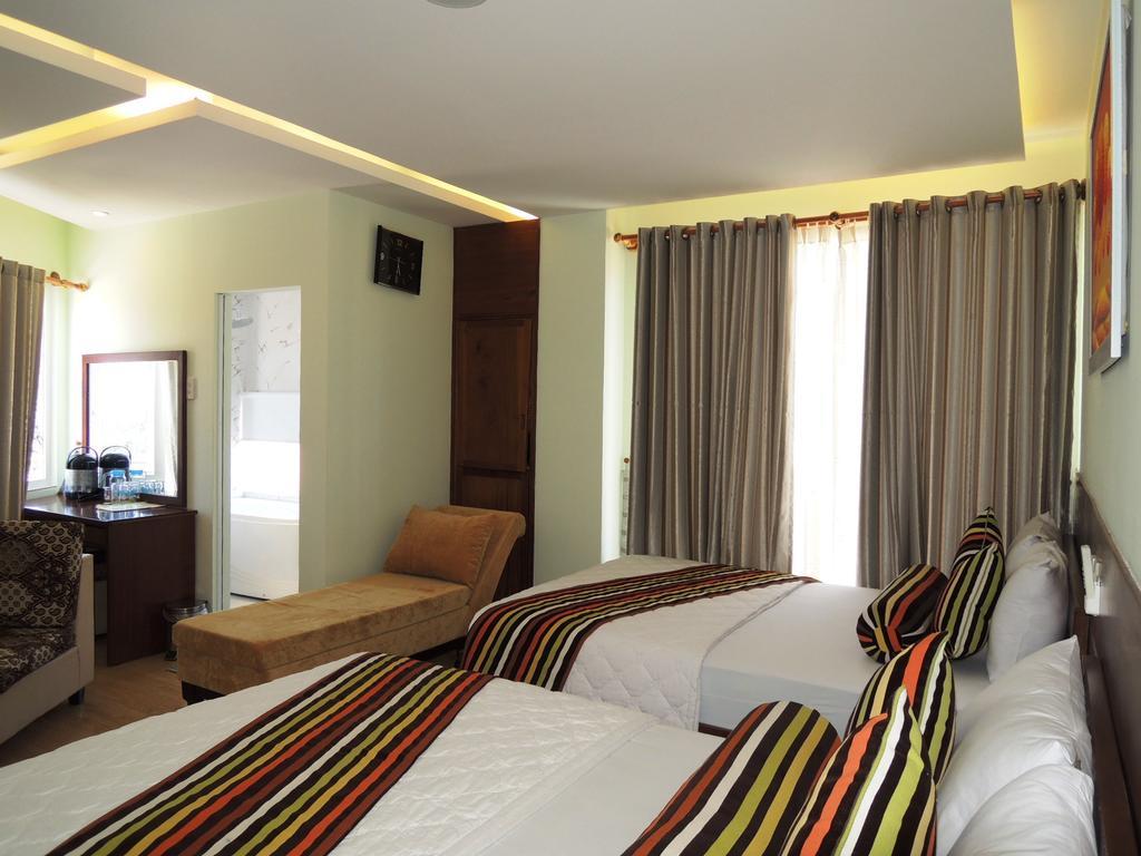 Art Deluxe Hotel Nha Trang Buitenkant foto