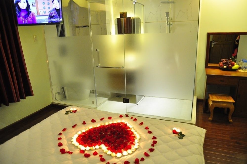 Art Deluxe Hotel Nha Trang Buitenkant foto